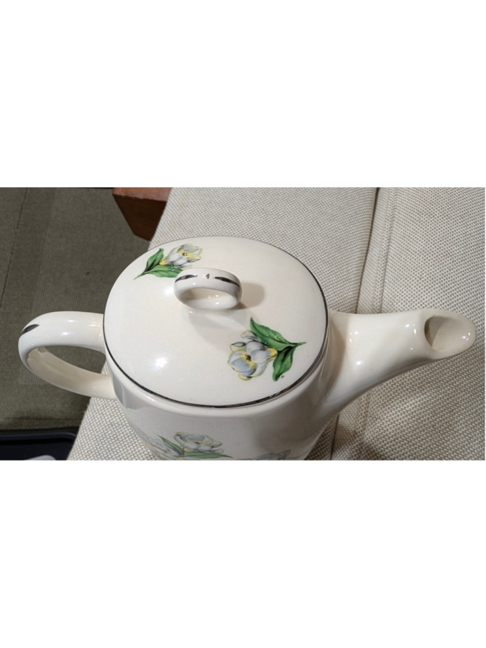 Vintage mid-century ceramic coffee or tall tea pot by Sylva C, 8 x 8 inches - Picture 4 of 7